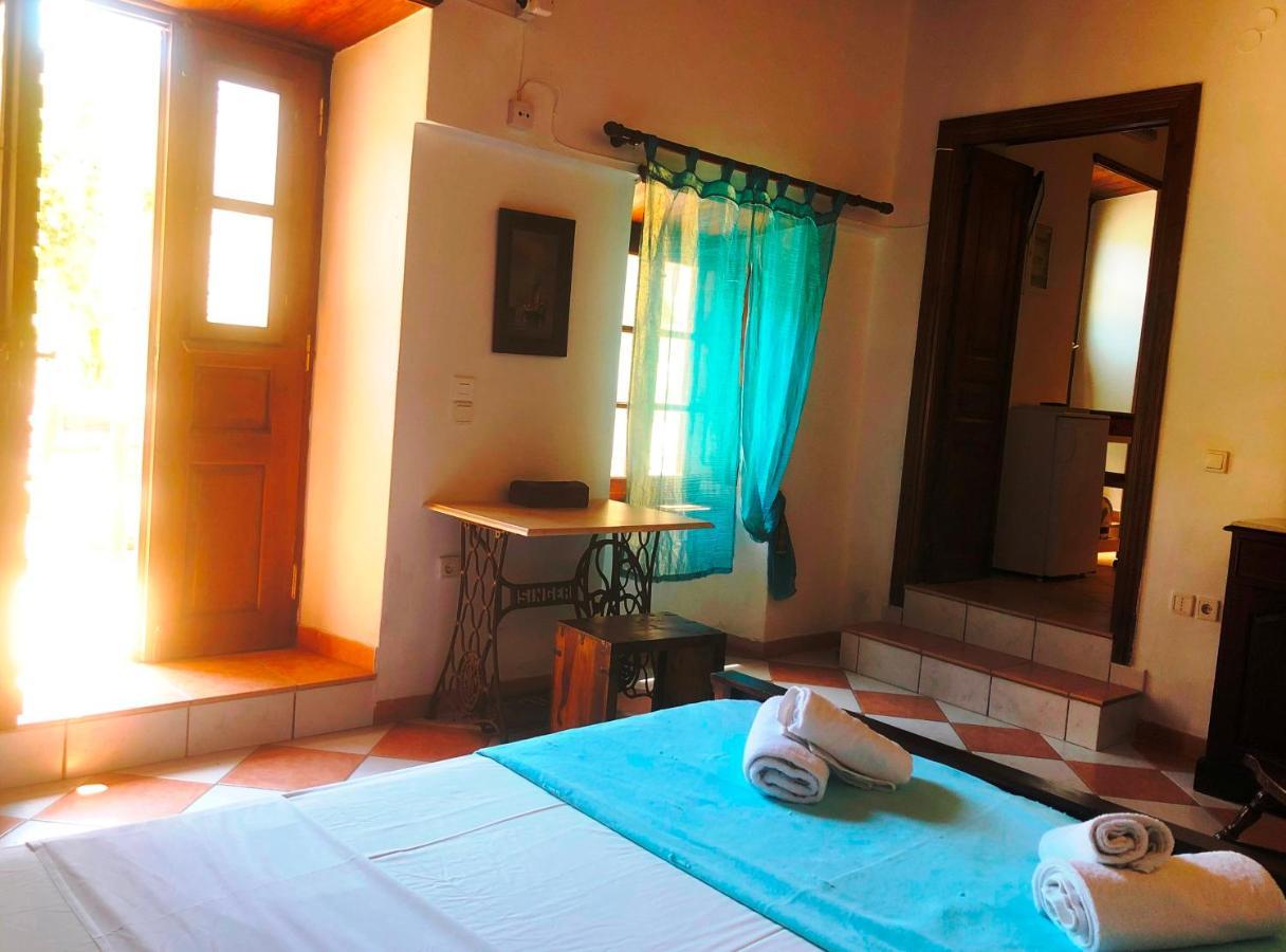 Aparthotel Machi'S House à Plaka  Extérieur photo