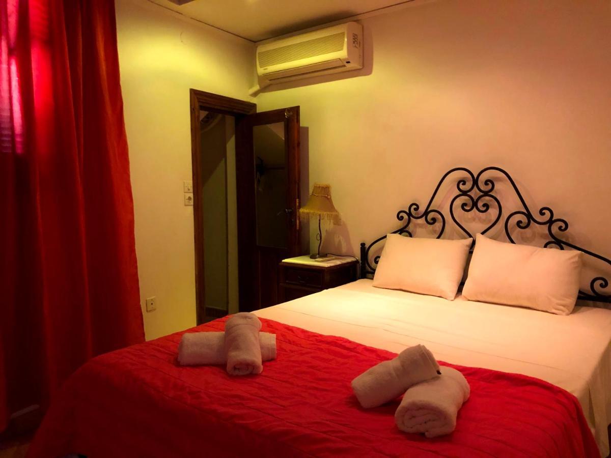 Aparthotel Machi'S House à Plaka  Extérieur photo